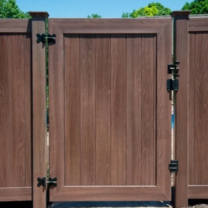 vinyl gate with hardware installation