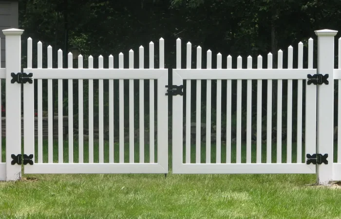 fence maintenance tips - North Smithfield Fence
