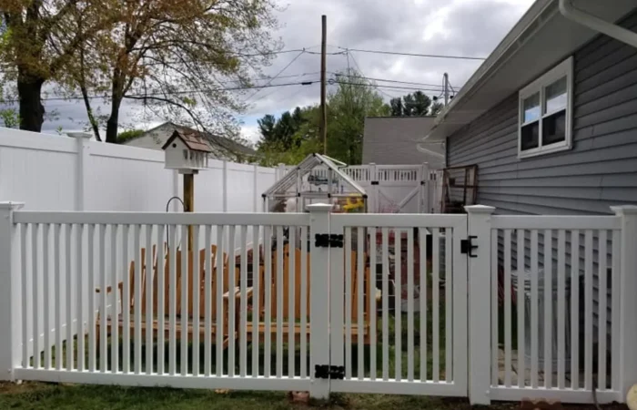 Fence repairs after a storm - tips