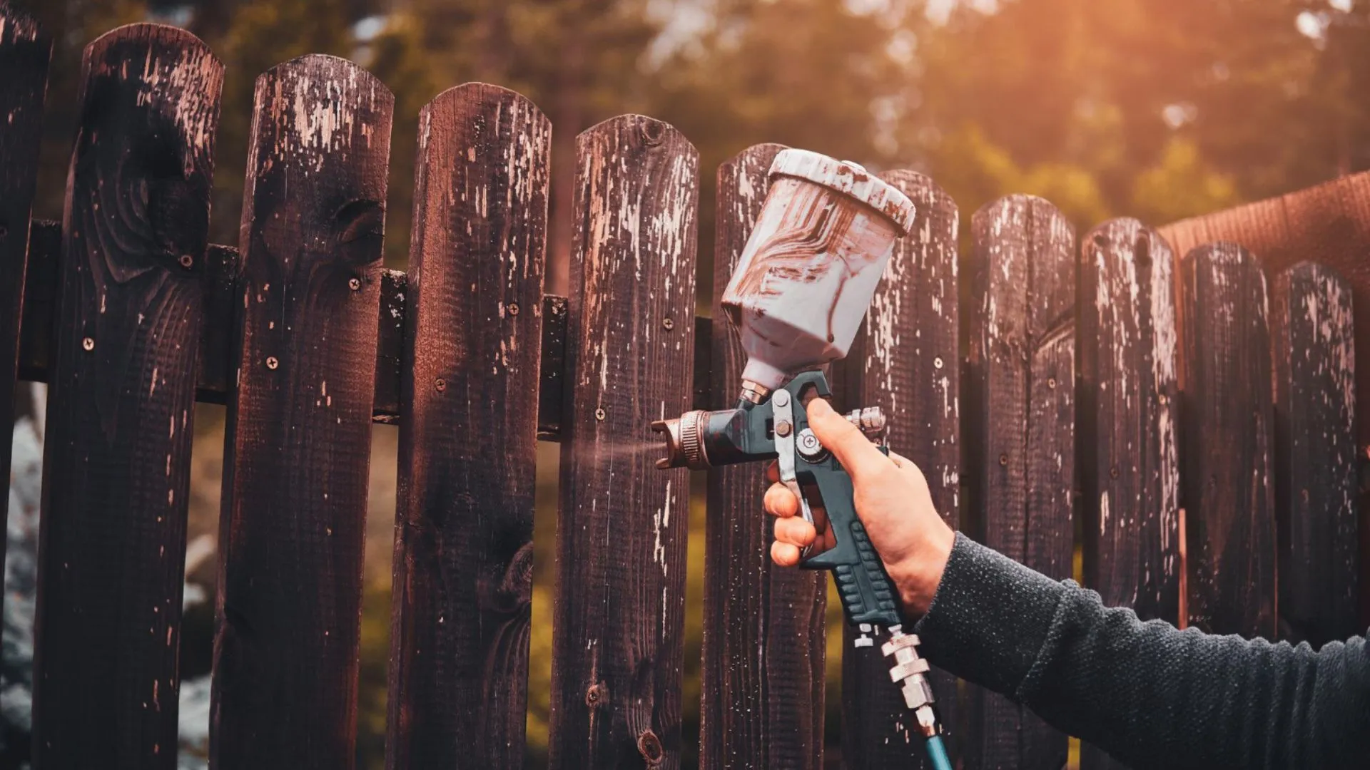 Wood Fence staining process with pressure pump - North Smithfield Fence